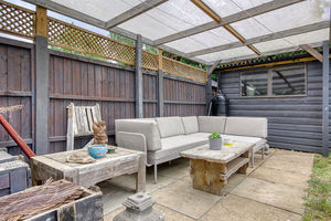 Rear External- click for photo gallery